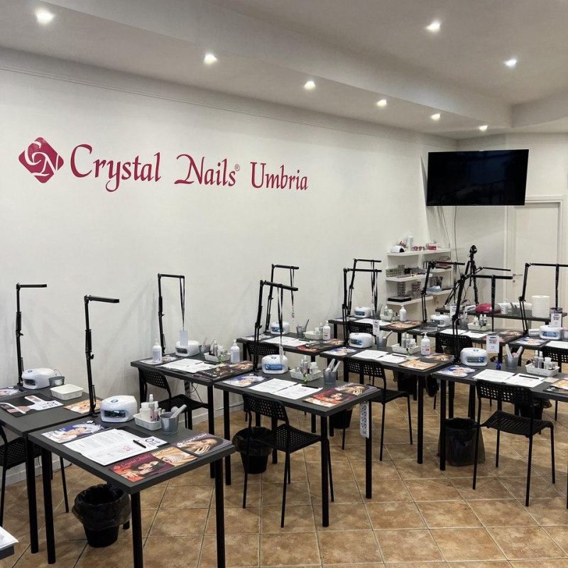 Crystal Nails Umbria 2